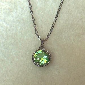 Swarovski Peridot Pendant Necklace ✨
